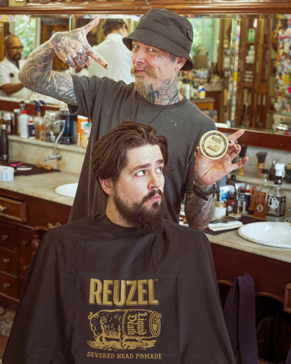 Reuzel X Liquid Death - Severed Head Barber Cape - Reuzel Europe